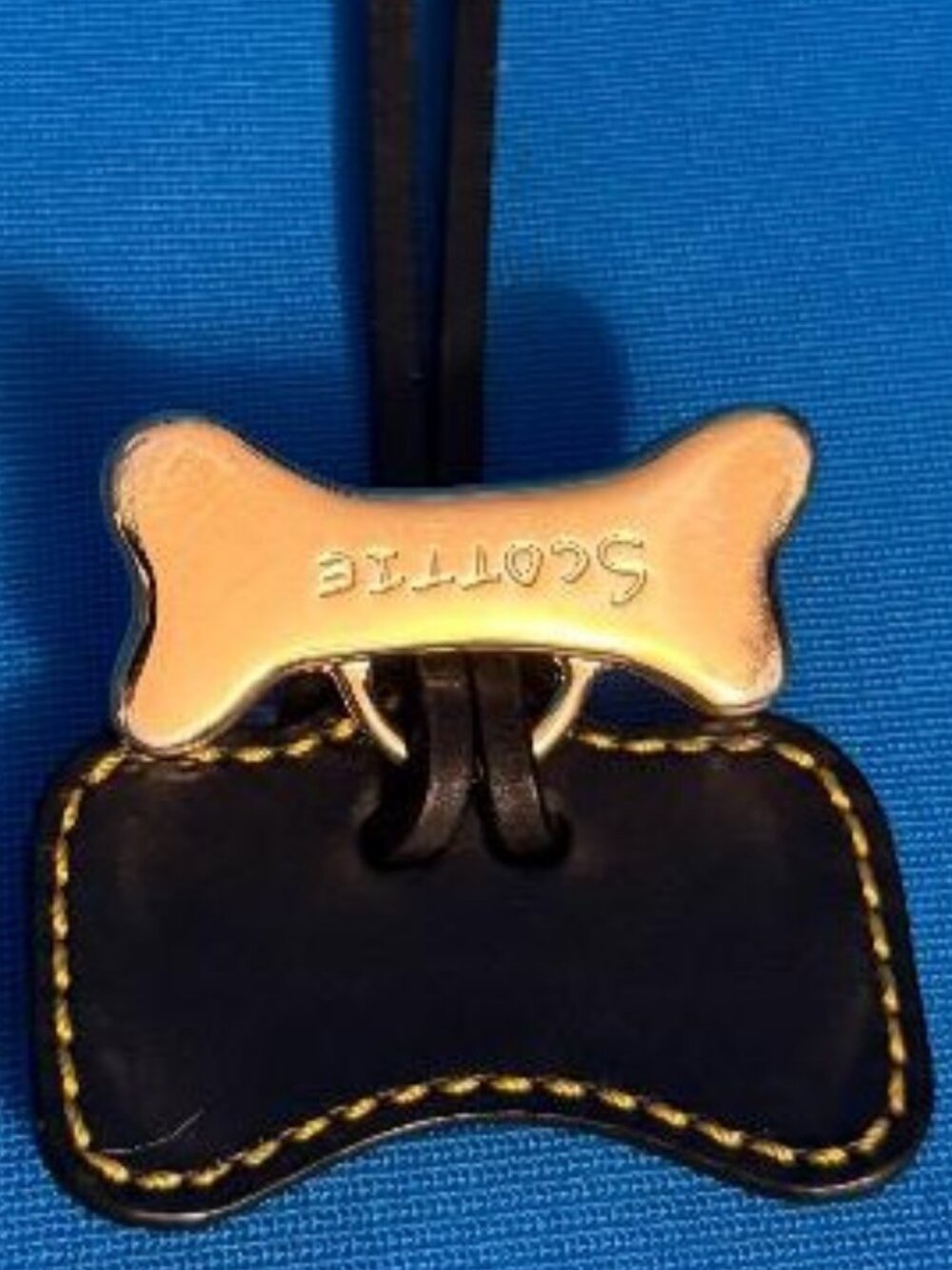 VINTAGE DOONEY & BOURKE SCOTTIE DOG BONE HANG TAG BAG CHARM ( SCOTTISH TERRIER ) - Picture 9 of 12